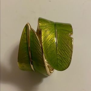 E Fashion bracelet